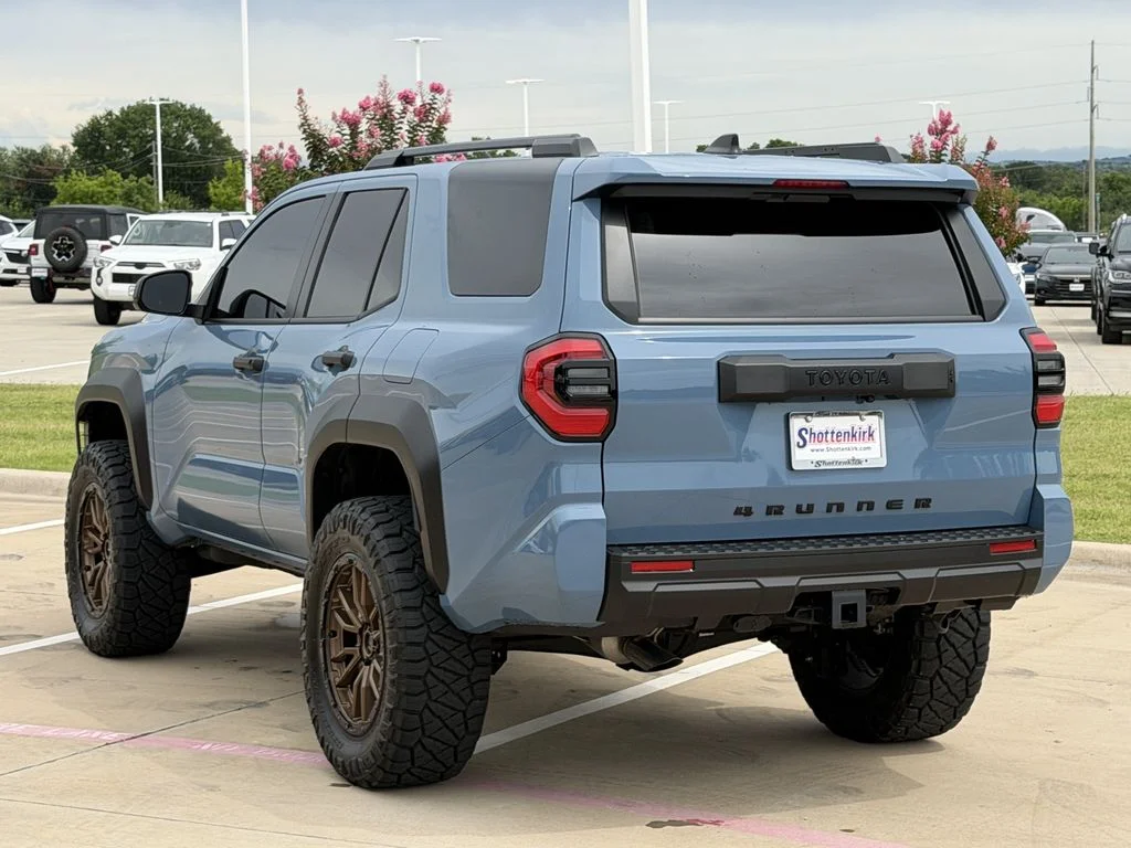 Used 2026 Blue Toyota SR5 image 4