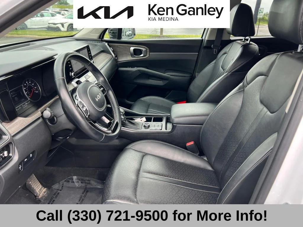 Certified Used 2022 White Kia S image 41