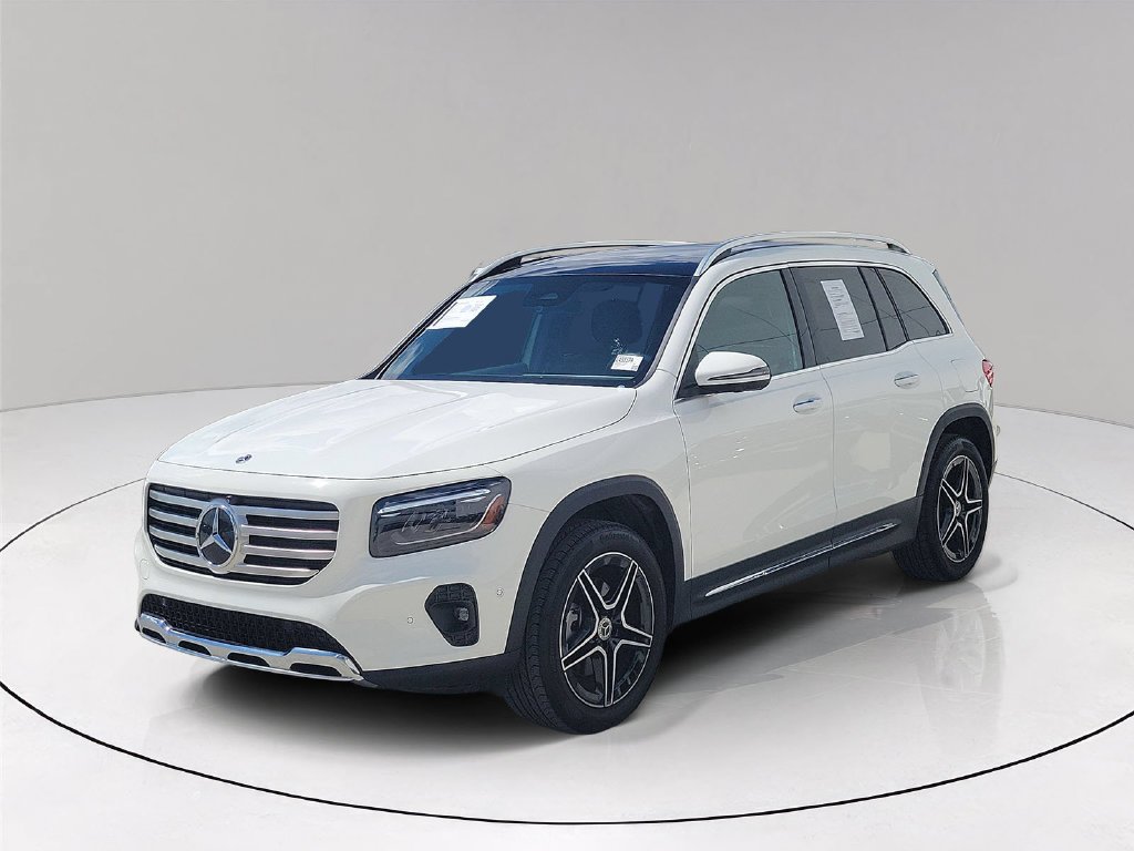 Certified Used 2026 White Mercedes-Benz GLB 250 image 3