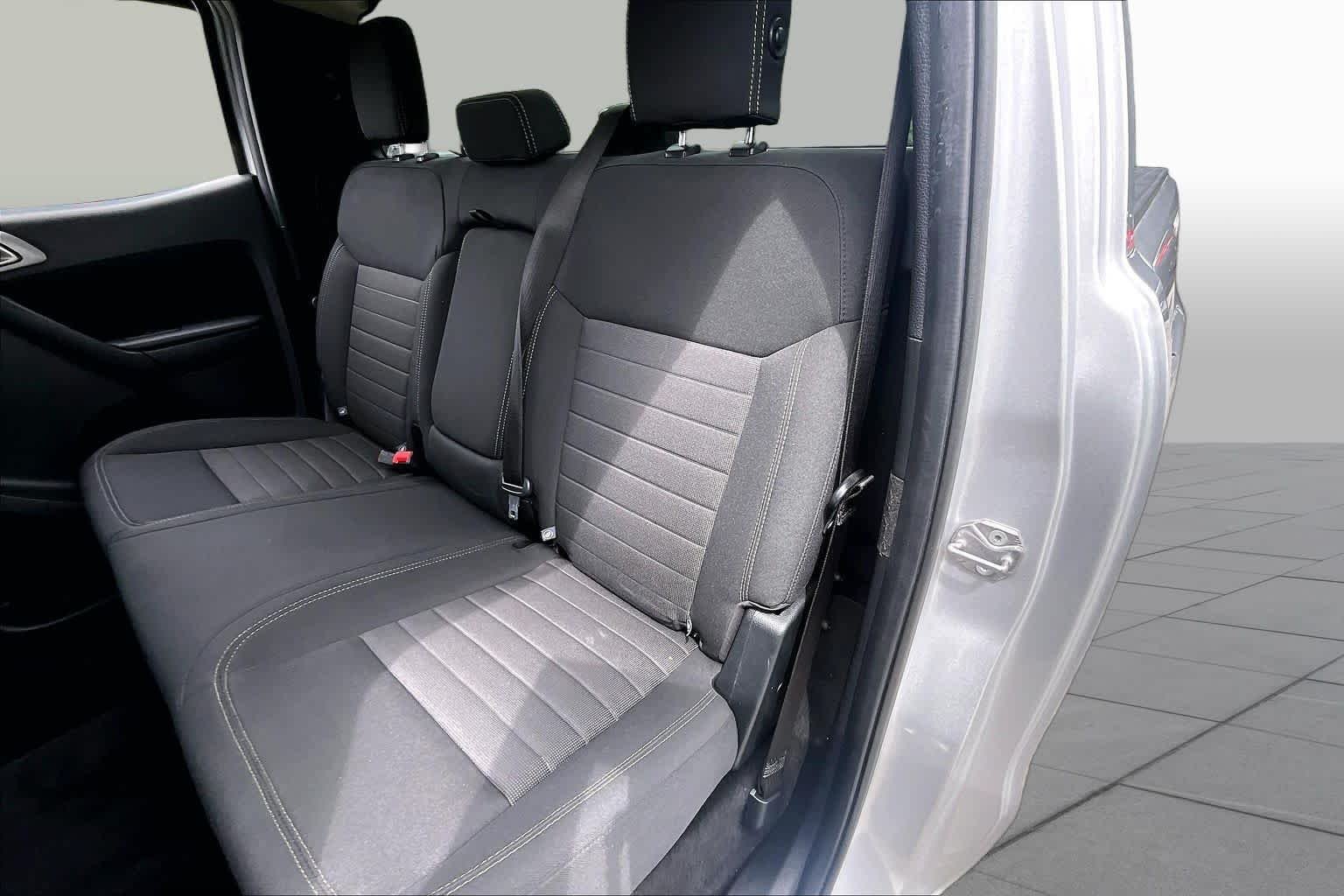 Used 2019 Ingot Silver Metallic Ford XLT image 19