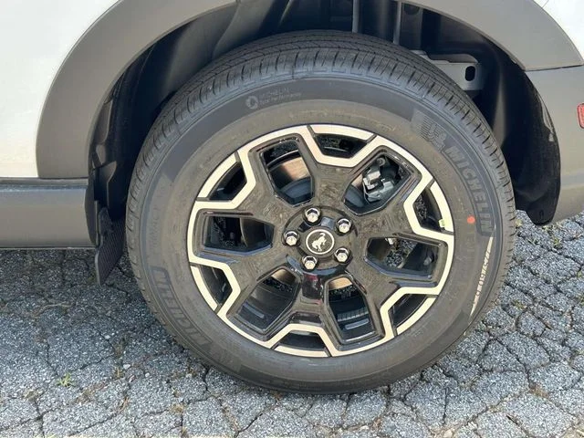 New 2026 White Ford Outer Banks image 8