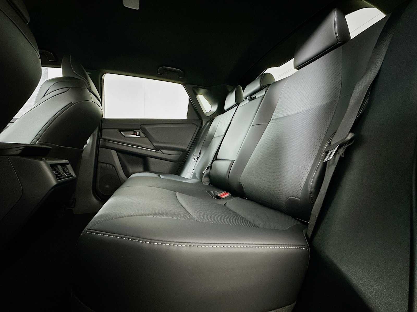 New 2026 ASTRO BLACK MICA Subaru Premium image 21