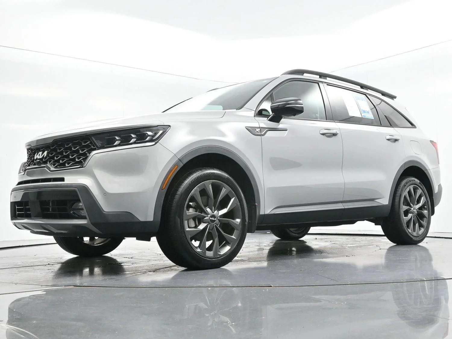 Used 2023 Wolf Gray Kia X-Line SX Prestige image 57