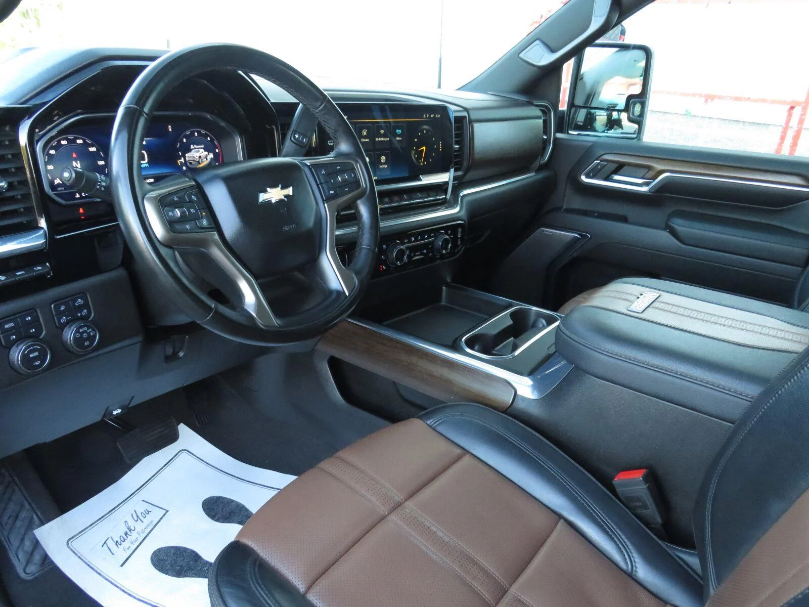 Used 2024 Summit White Chevrolet High Country image 25