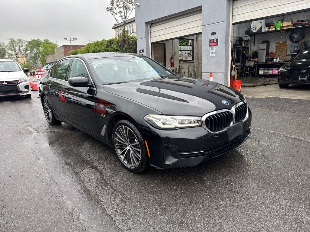 Used 2023 Black BMW 530e iPerformance image 3