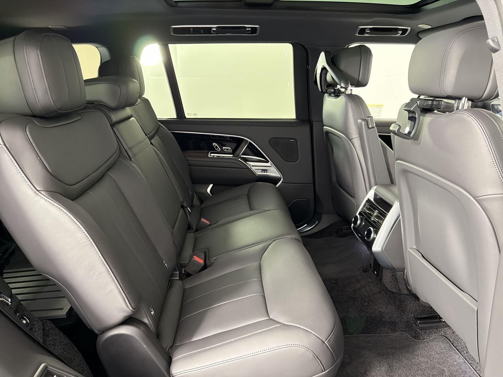 2026 Land Rover Range Rover SE - Photo 30