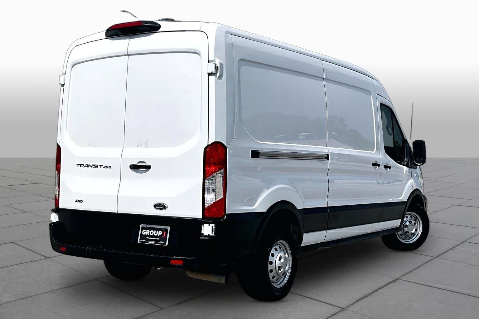 Used 2023 Oxford White Ford  image 13