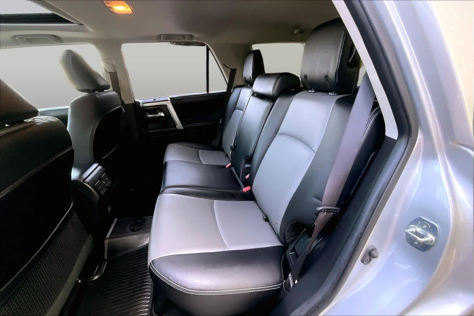 Certified Used 2023 Classic Silver Metallic Toyota SR5 Premium image 20