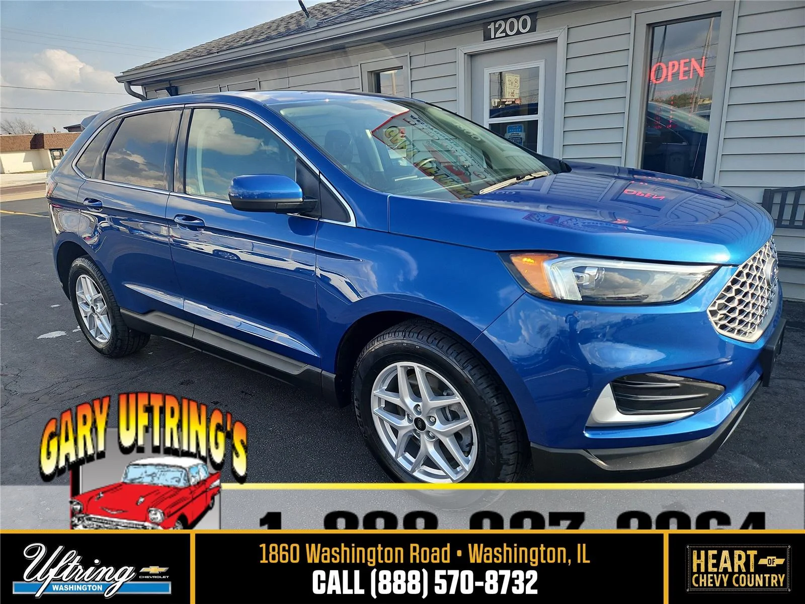 Used 2024 Blue Ford SEL image 1