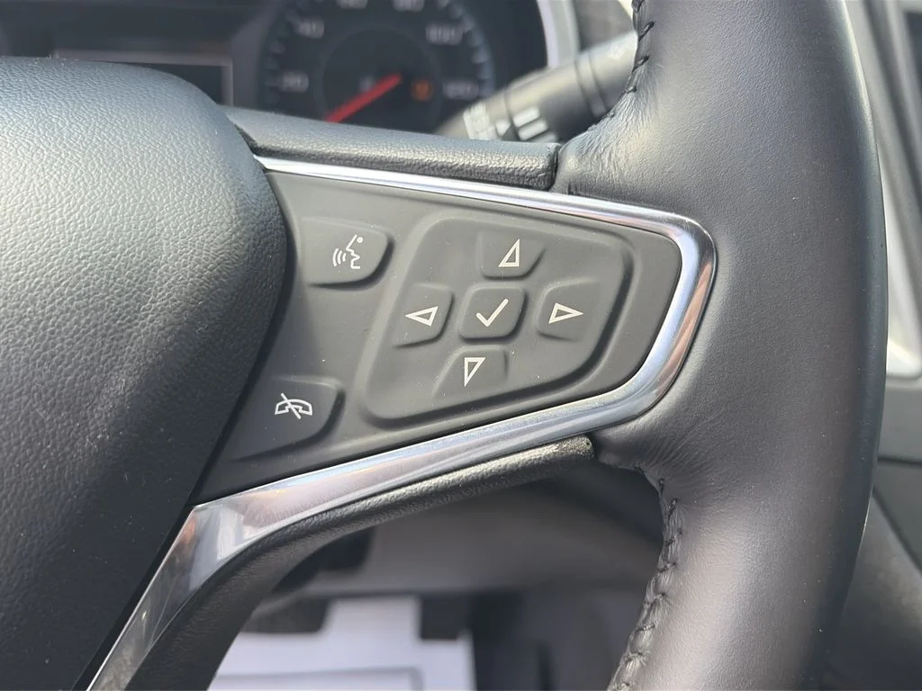 Used 2020 Black Chevrolet RS image 21