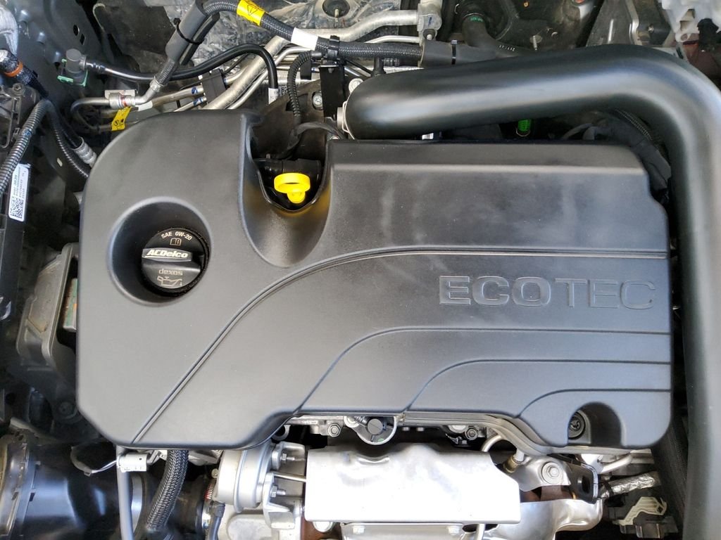Used 2024 Silver GMC SLE image 21