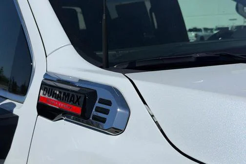 New 2026 Glacier White Tricoat GMC SLT image 5