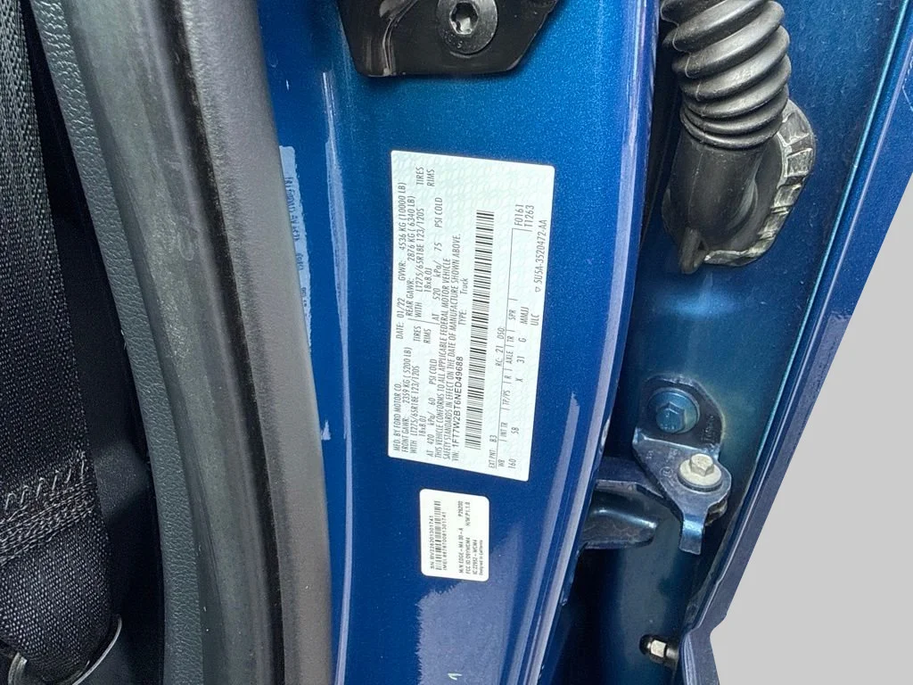 Used 2022  Ford XL image 36