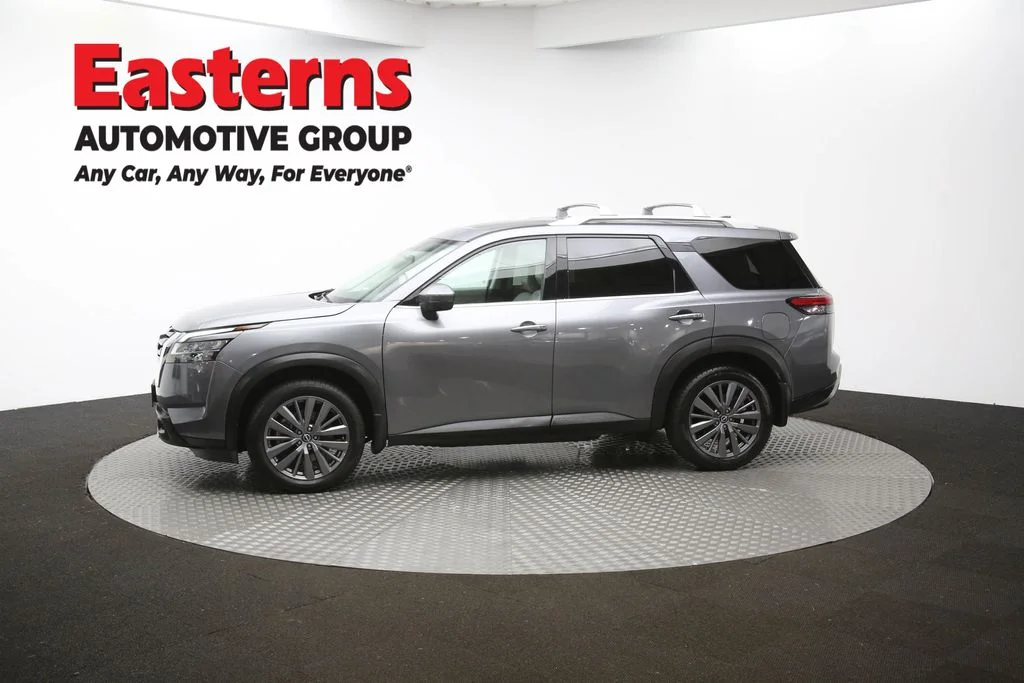 Used 2023 Gray Nissan SL image 59