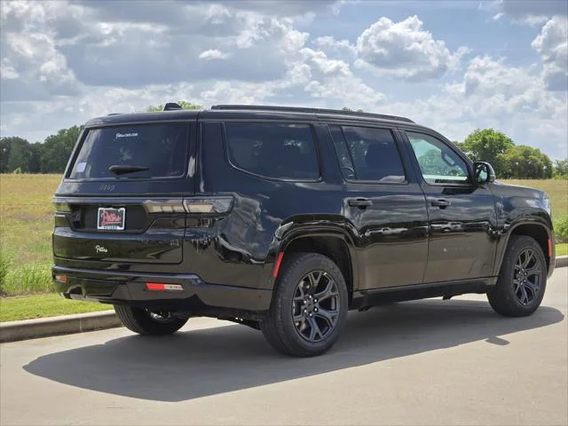 New 2026 High Gloss Black Exterior Paint Jeep Limited Altitude image 3