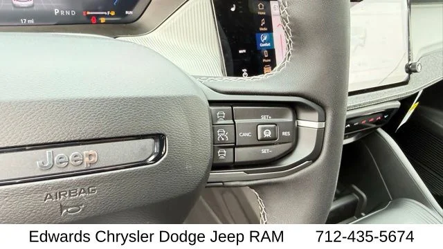 New 2026 White Jeep Laredo image 17