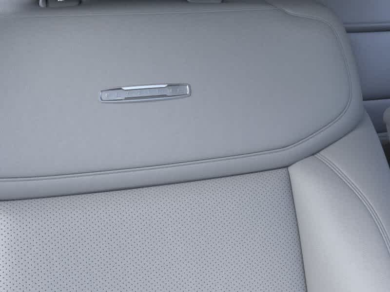 New 2026 Star White Metallic Tri-Coat Ford Platinum® image 16
