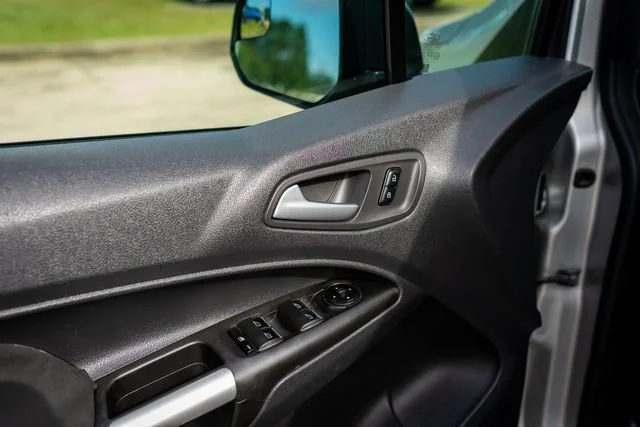 Used 2016 Silver Metallic Ford XLT image 27