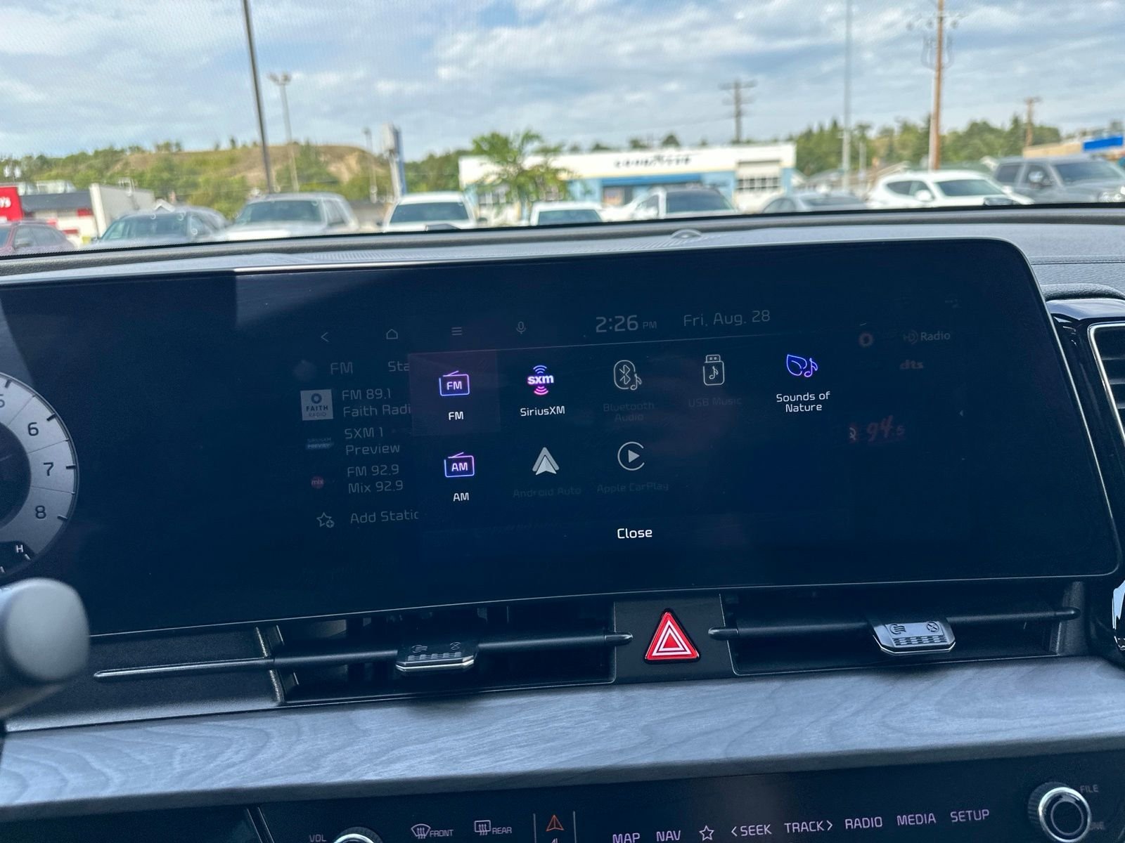 Used 2023 White Kia X-Pro image 63