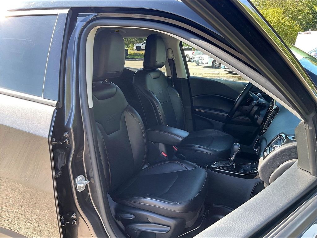 Used 2021 Gray Jeep Limited image 11