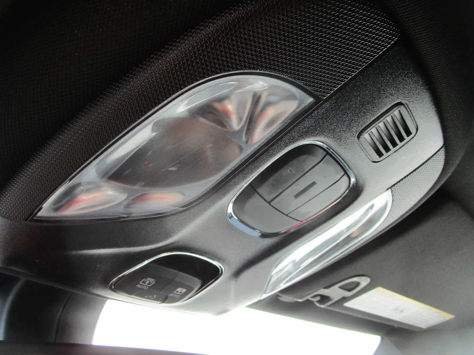 Used 2023 Bright White Clearcoat Jeep Limited image 28