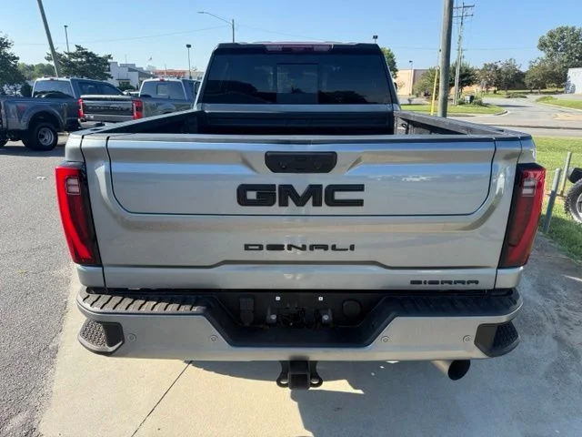Used 2025 Silver GMC Denali image 7