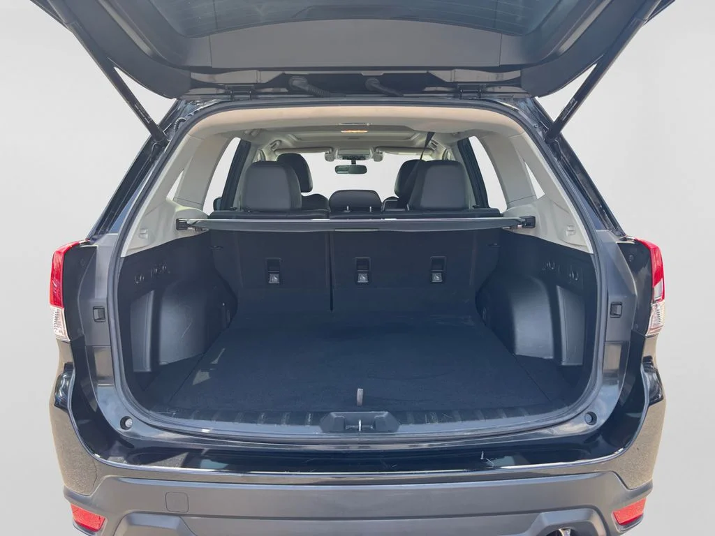 Used 2020 Black Subaru Limited image 17