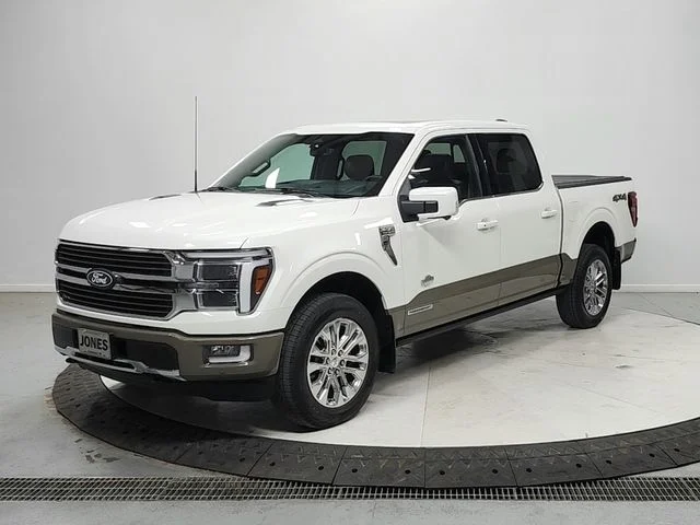 Used 2025 White Ford King Ranch image 3