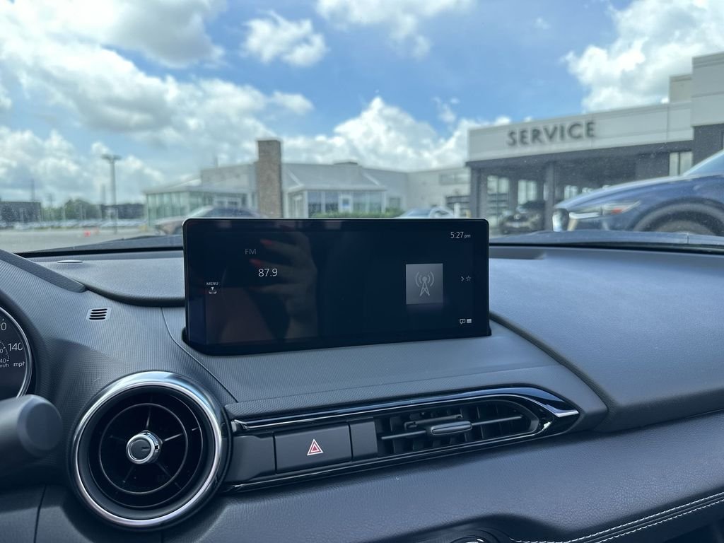 2025 Mazda MX-5 Miata RF Grand Touring - Photo 16