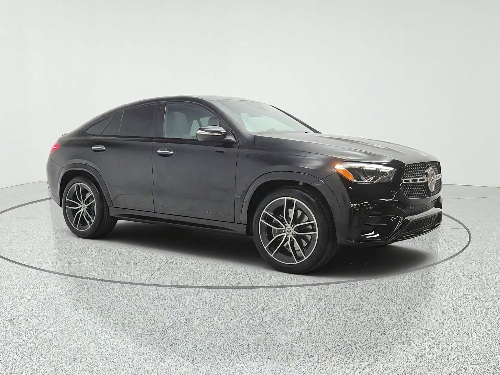 Certified Used 2025 Obsidian Black Metallic Mercedes-Benz GLE 450 4MATIC® Coupe image 3