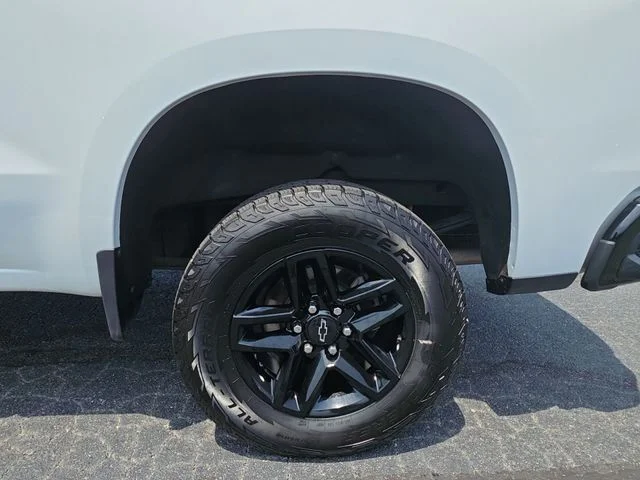 Used 2021 White Chevrolet LT Trail Boss image 33
