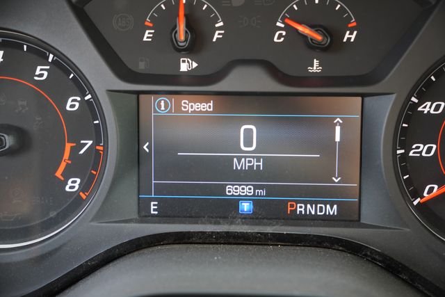 Used 2023 Blue Chevrolet 2LT image 7