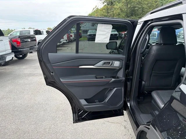 New 2026 Agate Black Metallic Ford ST image 40