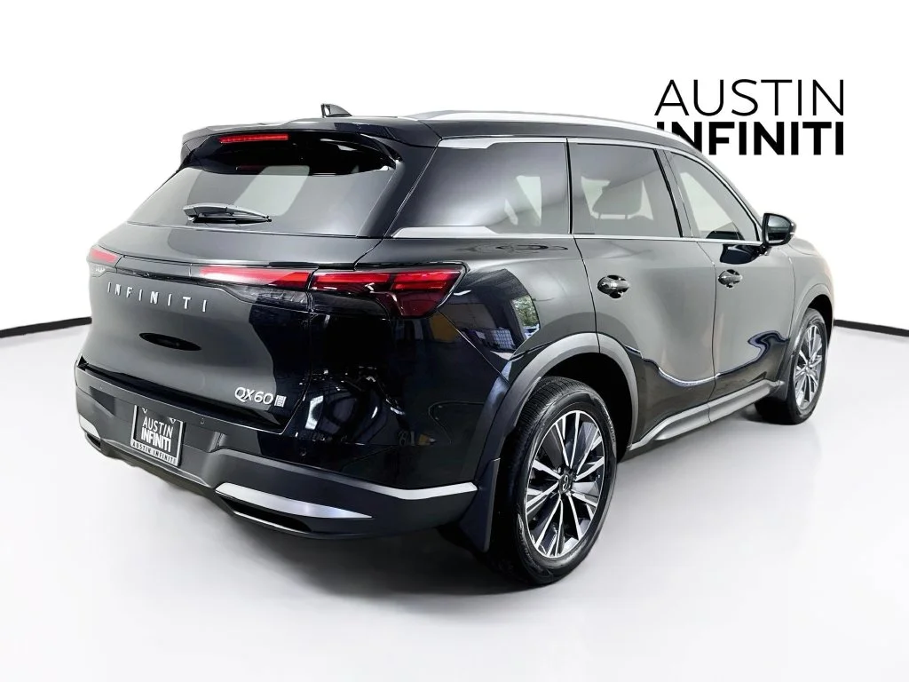 Certified Used 2027 Black INFINITI LUXE image 10