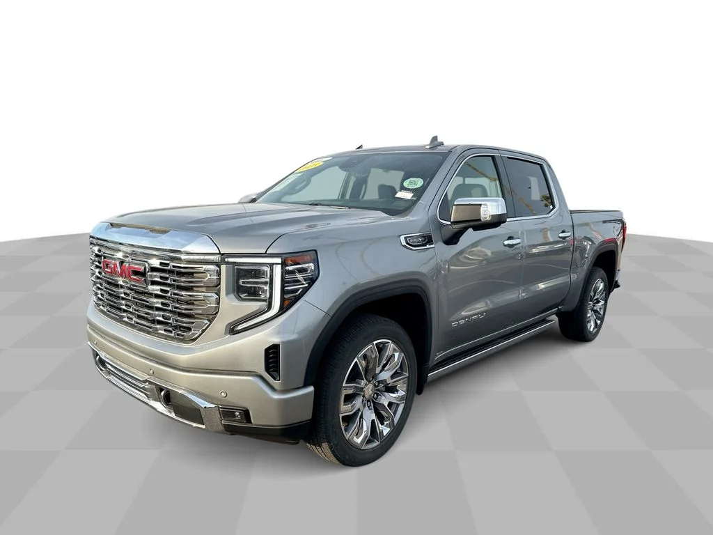 Used 2023 Silver GMC Denali image 20