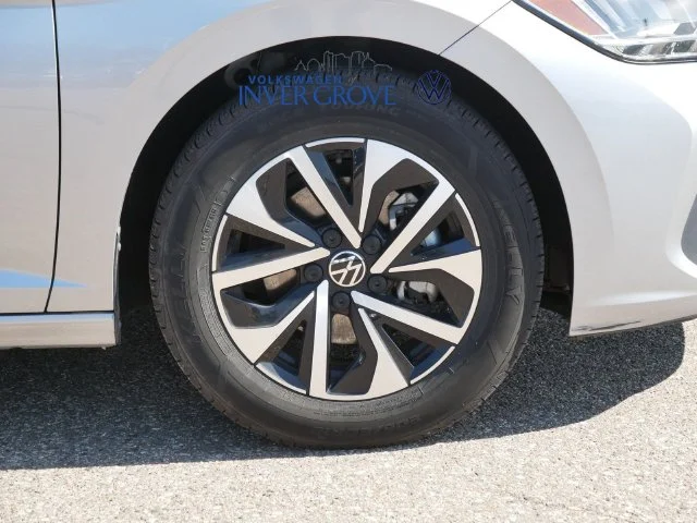 Certified Used 2024 Silver Volkswagen 1.5T S image 8