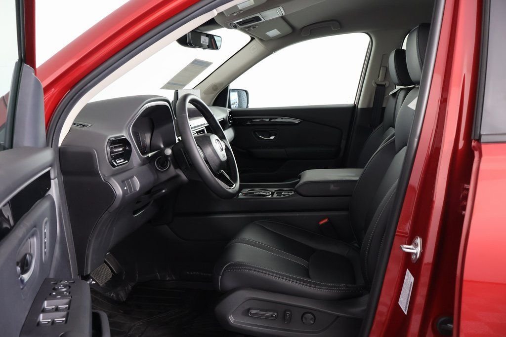New 2026 Radiant Red Metallic II Honda EX-L image 5