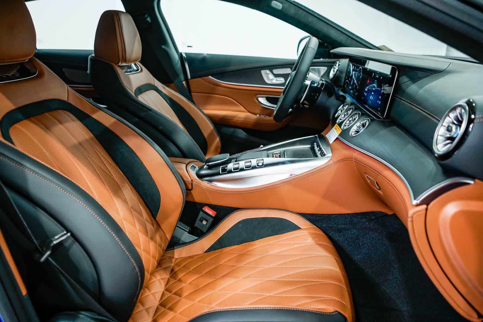 New 2026 MANUFAKTUR Starling Blue Magno Mercedes-Benz AMG® GT 53 image 17