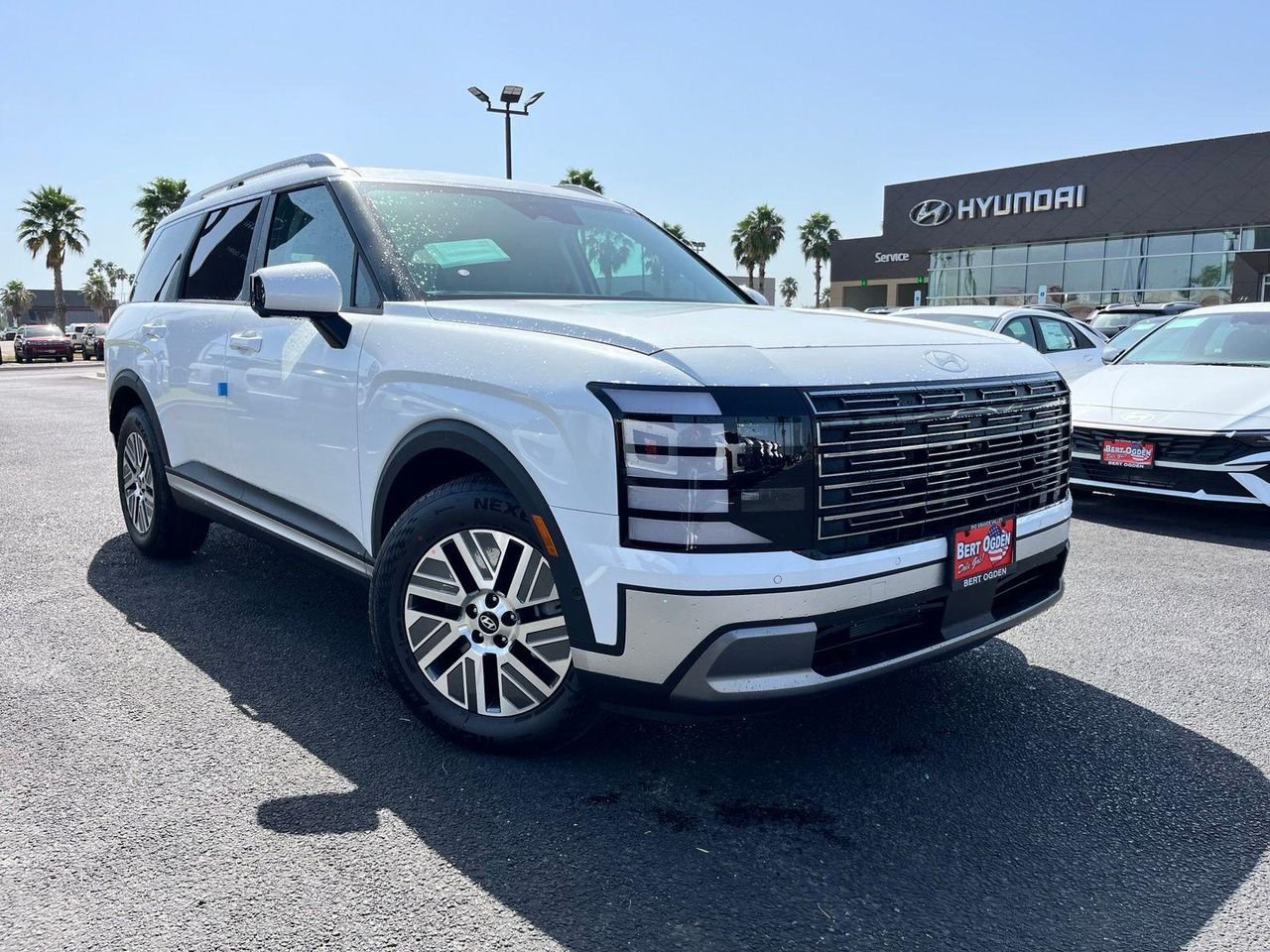 New 2026 White Hyundai Blue SEL Premium 7P image 1