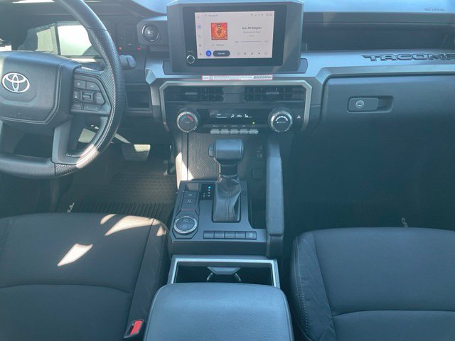Used 2023 White Jeep Willys image 15