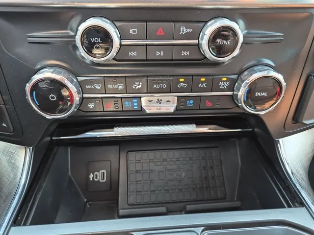 Used 2025 White Ford King Ranch image 17