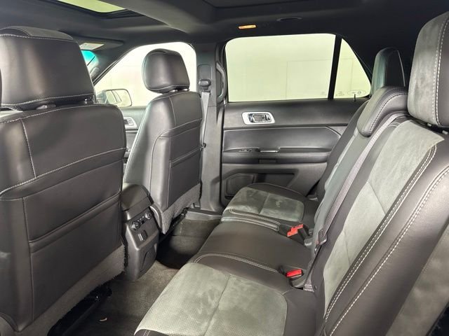 Used 2015 White Ford XLT image 12