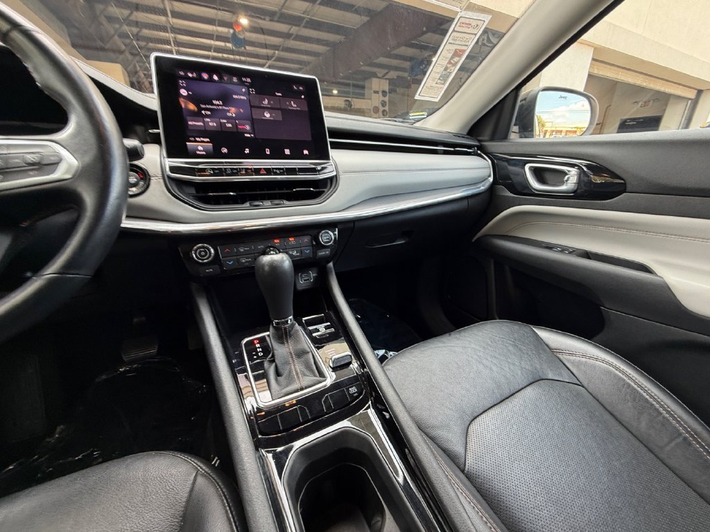 Used 2022 Red Jeep Limited image 15