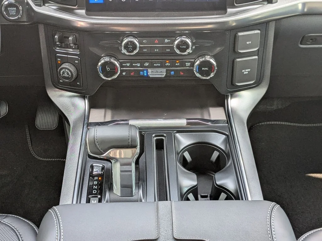 New 2026 Agate Black Metallic Ford Platinum image 19