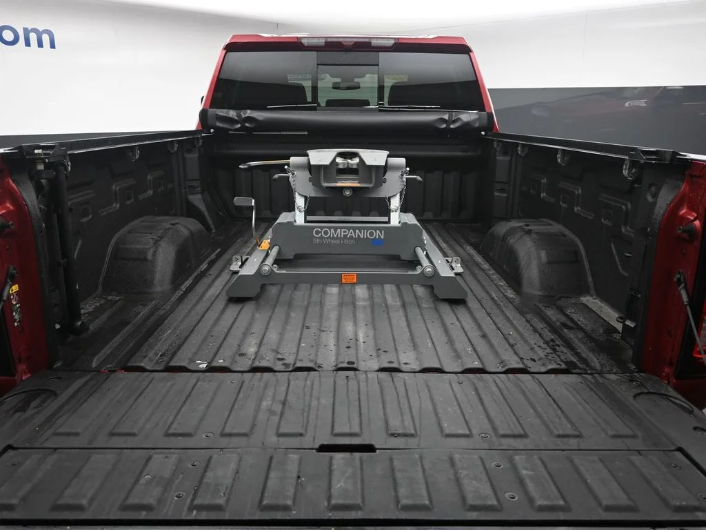 Used 2022 Red GMC SLT image 11