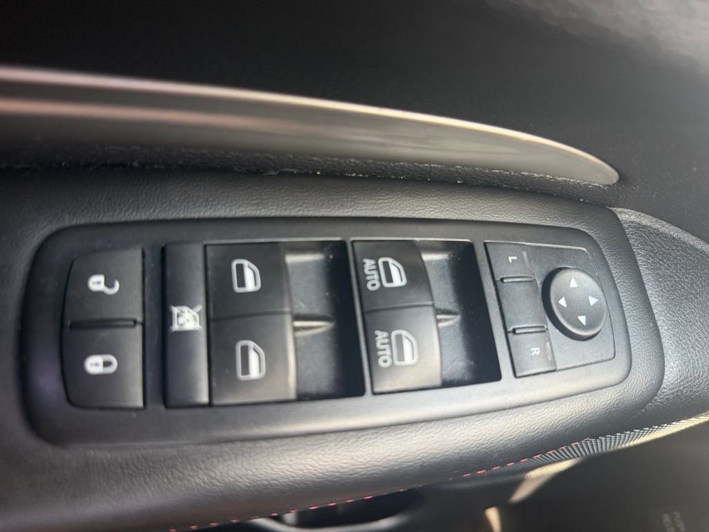 Used 2015 Silver Dodge R/T image 28