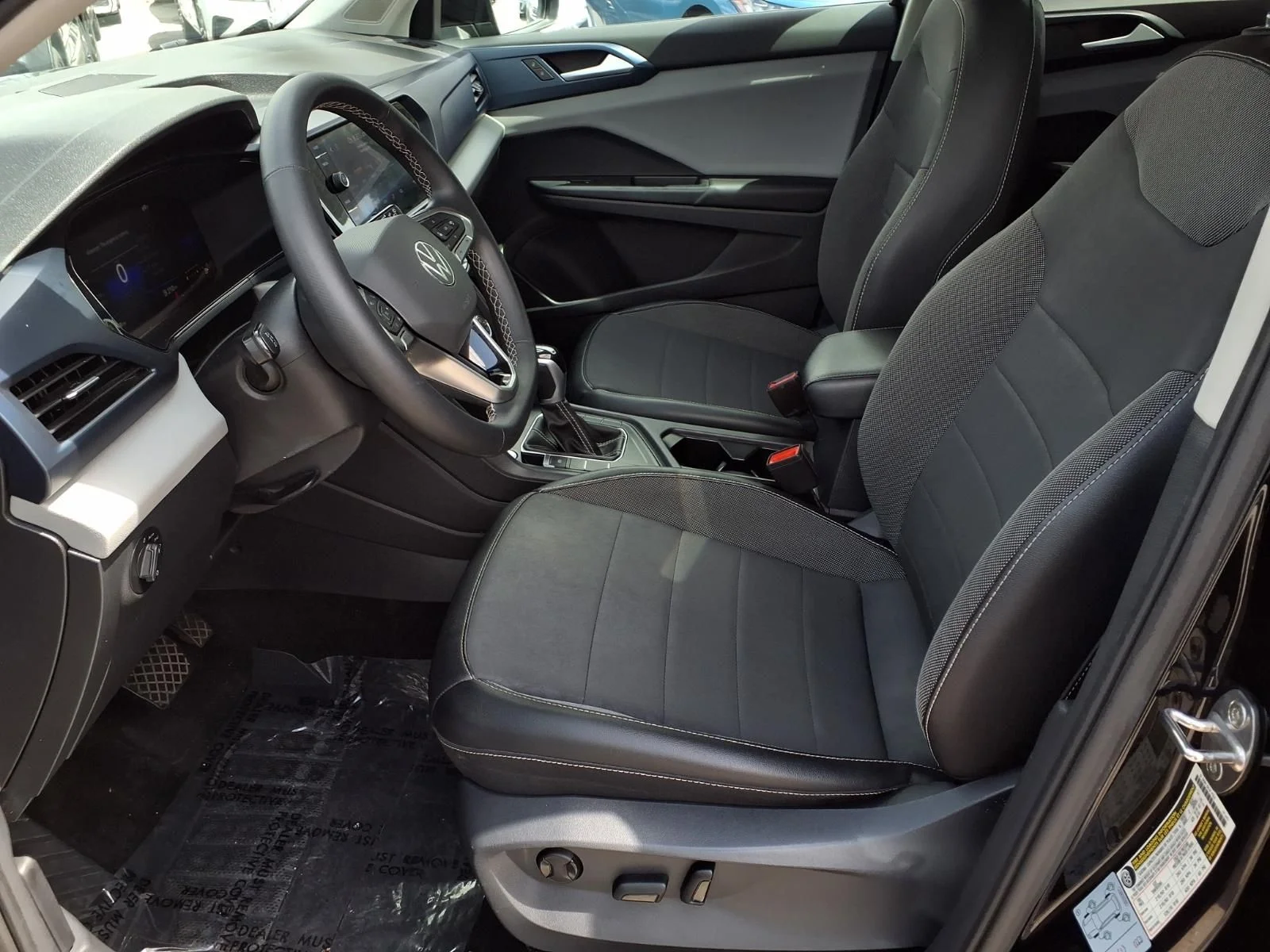 Used 2022 Black Volkswagen 1.5T SE image 17