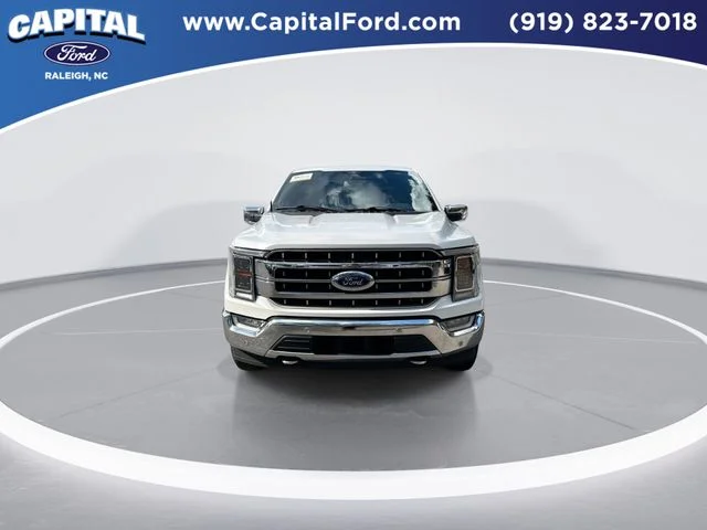 Used 2023 White Ford Lariat image 3