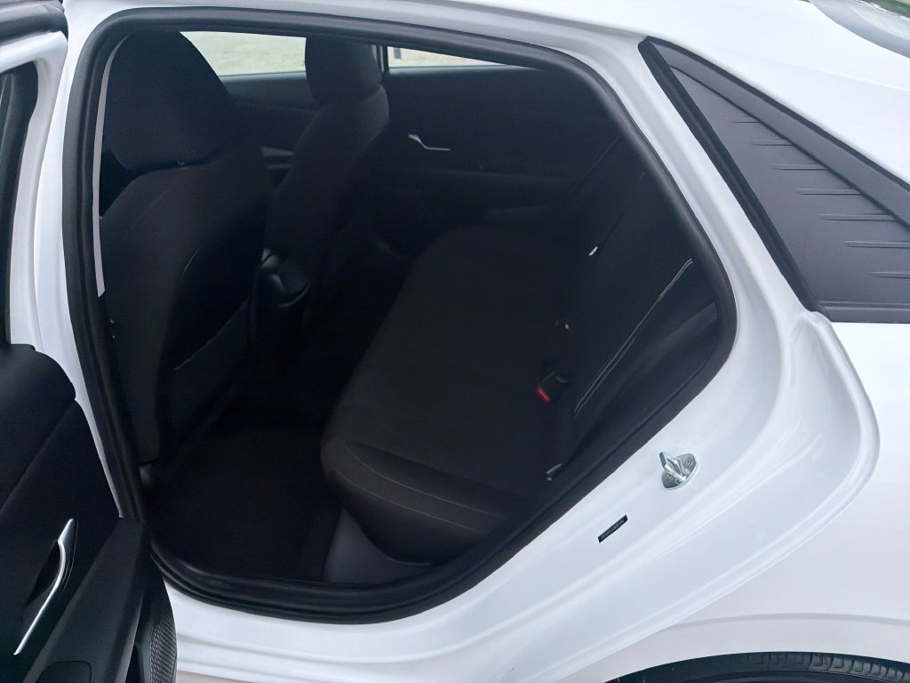 Used 2022 Gray Hyundai SEL image 14