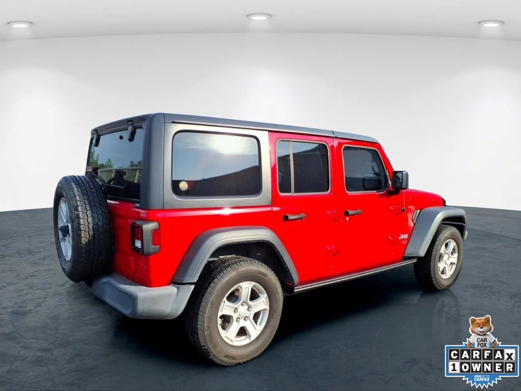 Used 2018 Red Jeep Unlimited Sport S image 16